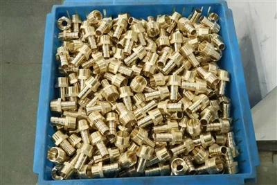 Manifold kuningan